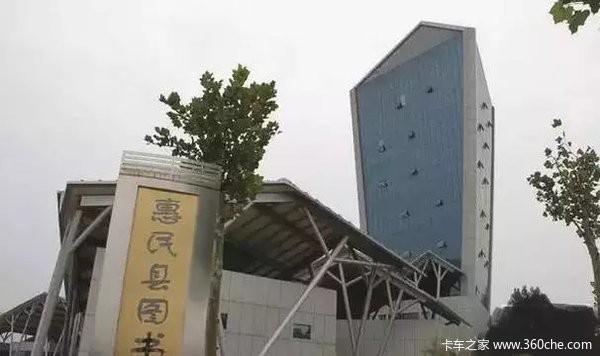 10大最丑建筑 走南闯北的卡友们你见过比这更丑的吗