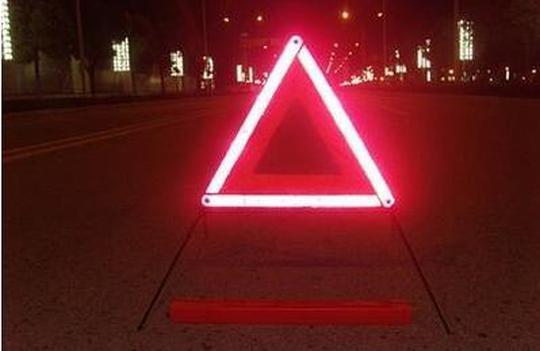 为了生命安全，三角警示牌的正确使用方法你必须熟知