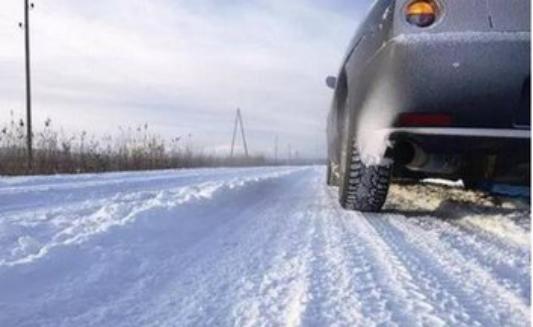 东北老司机不传之秘诀 为啥雪地要高档位起步