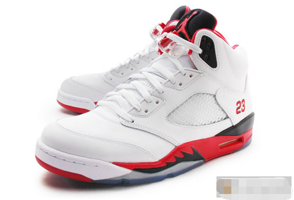 乔丹篮球鞋Air Jordan全系列图集(1985-2016)