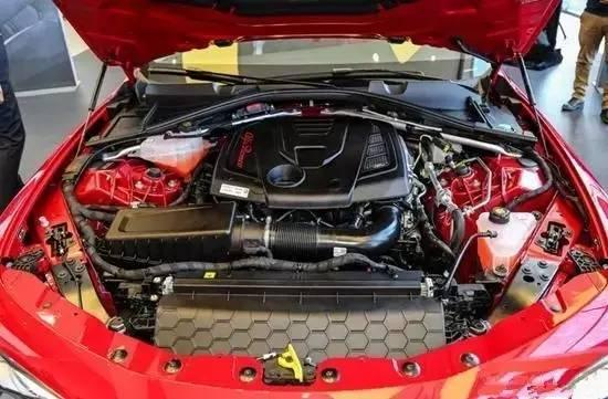 都在说限量350台的它比宝马3系更运动