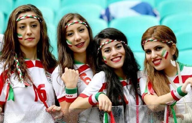 奎罗斯说中国足球正在觉醒，伊朗球迷希望中伊都晋级