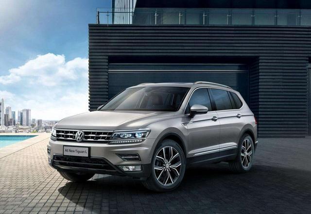 25万就能买到带全景天窗的SUV，档次不输40万