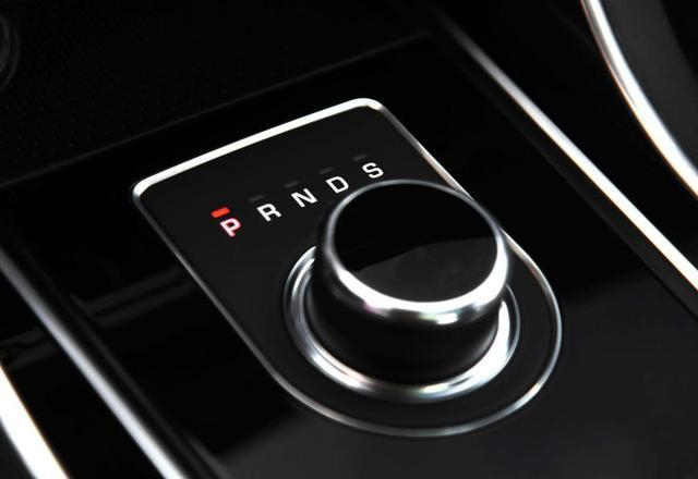 全进口，全铝车身后驱四缸，三十万中型豪车选它