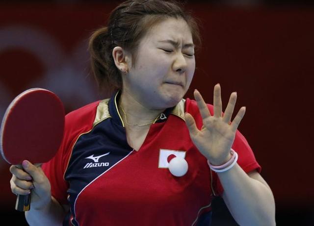 日本名将浅田真央退役，天价传拍裸写真，找中国男友