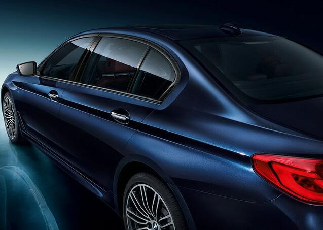 国产宝马520Li低至36.56万  比进口少近10万