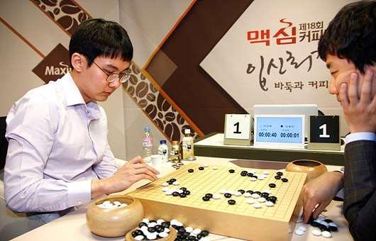 阿含杯本选棋院开战 韩麦馨杯朴廷桓淘汰毒蛇