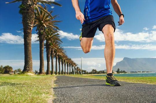 跑步时膝关节会有响声，这警示着膝盖出问题了吗？