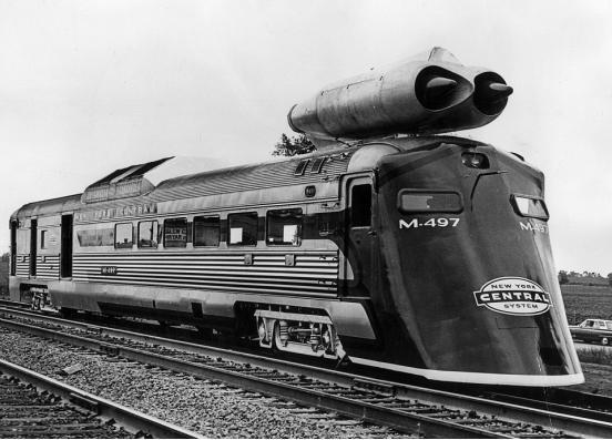 这辆火车五十年前跑的比高铁还快，看到车头装备信了