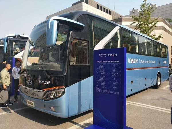金龙龙威新一代龙威电动客车在北京上市