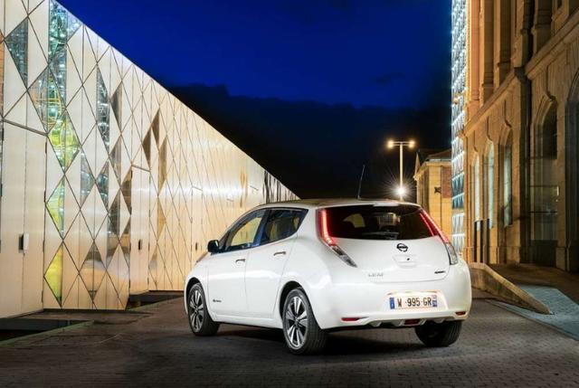 Nissan第二代 Leaf 今夏登场，小露头灯！