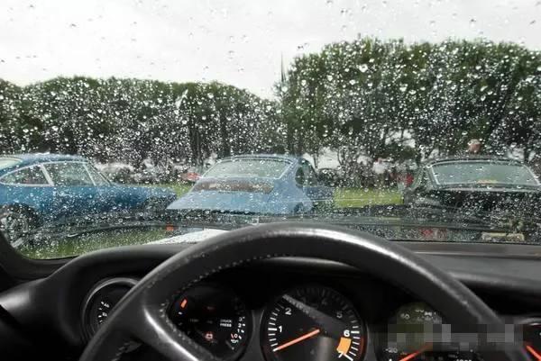 雨季来袭！6个下雨开车注意事项务必小心驾驶！