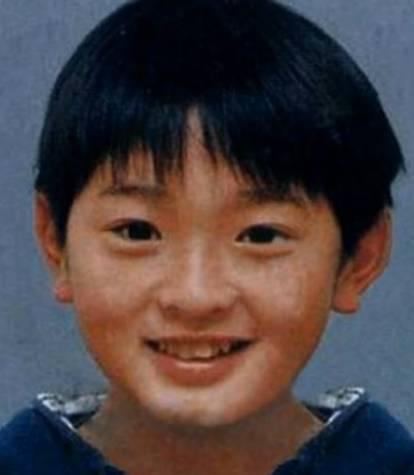 佐藤佳代小时候照片