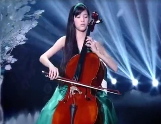 原是大提琴最小演奏家，出道3年欧阳娜娜哪里变了？