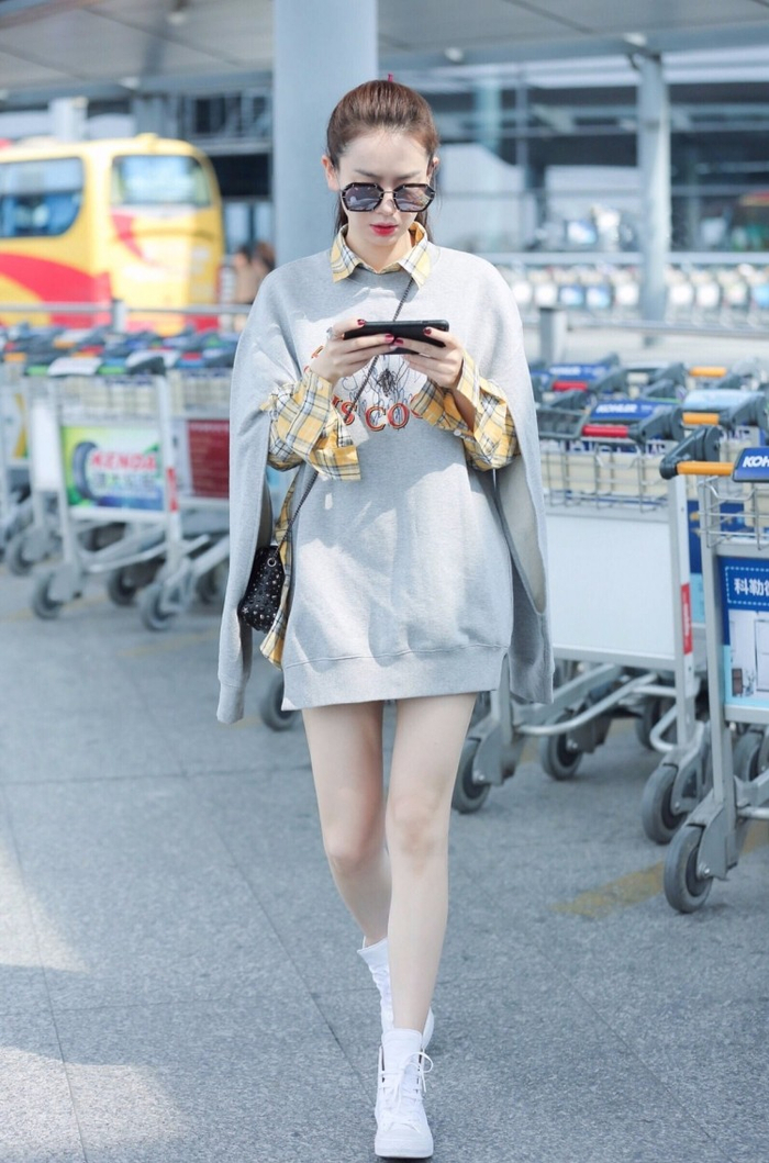 手残党戚薇的日常:借手也要打游戏