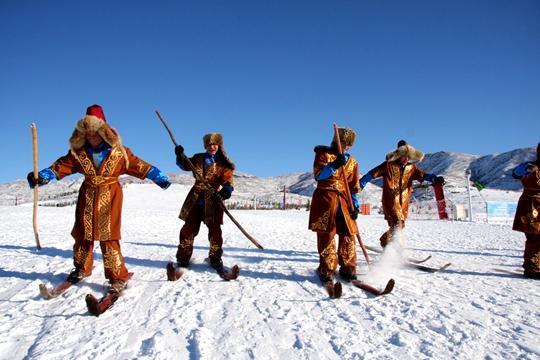 大热天想去滑雪？要不要去发源地瞧瞧？