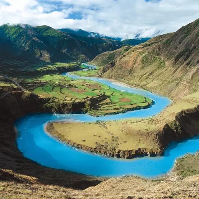 唯一高原石林奇景！美得不像地球，而你总是错过！