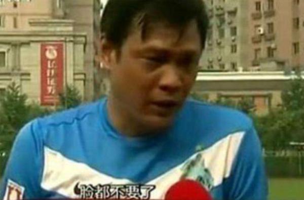 国足险不敌柬埔寨引众怒！网友：中国足球没钱别想踢