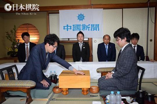 距碁圣六连霸一步之遥 井山裕太依旧独步日本棋坛