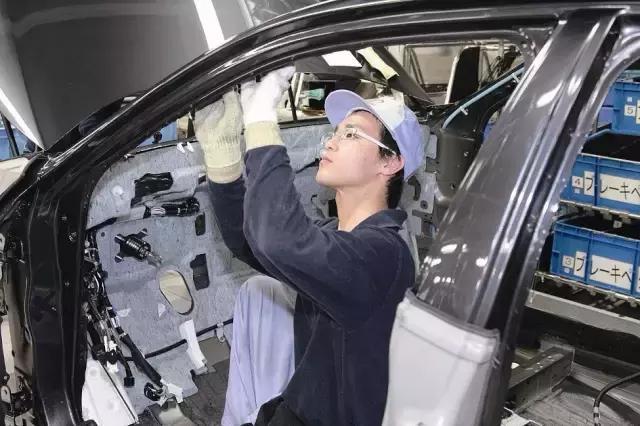 “匠人”是怎样造车的？探秘雷克萨斯日本九州工厂