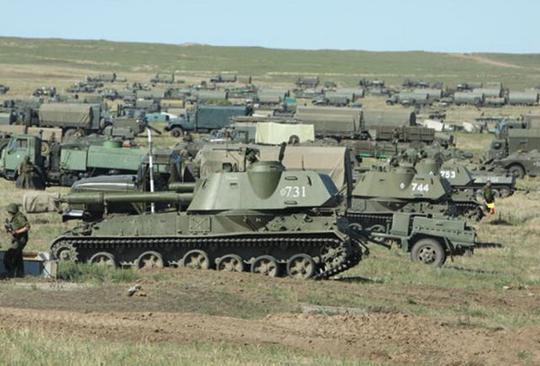 美数百战车冲进叙利亚，俄军犹豫三个月了不应再客气