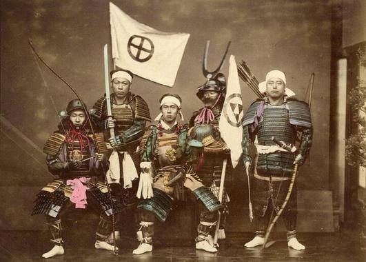 老照片揭秘古代日本人有多矮！日本人50年内长高了！
