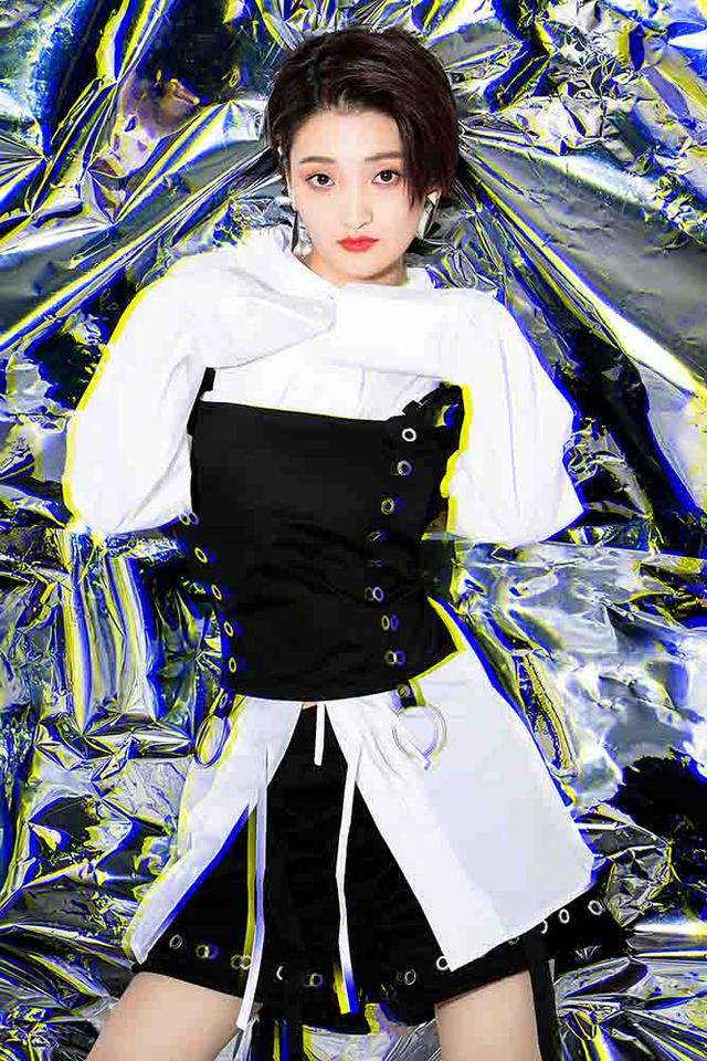 《十七岁半》梁霆炜、付小仙诠释“情窦初开”