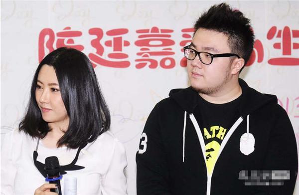 巴图情定大7岁女演员，为什么姐弟恋不被看好？