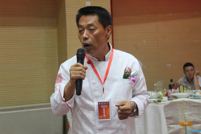 餐饮大师杜西锋：为餐饮服务，社会做贡献是我的荣幸