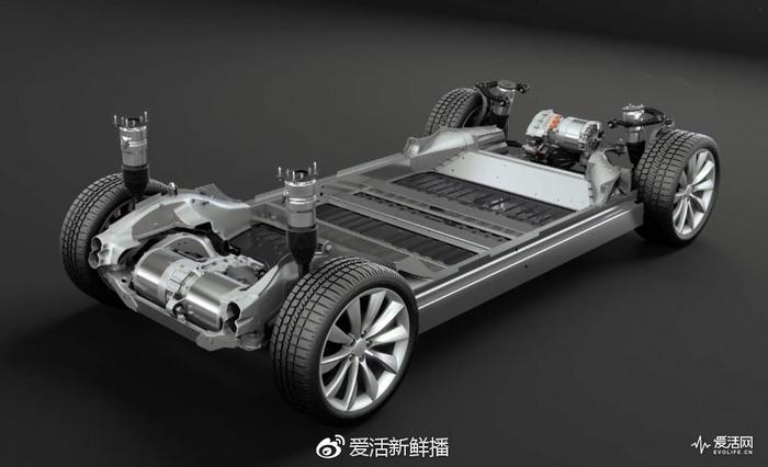 用一个下午的时间 我们体验到了特斯拉Model X P100D