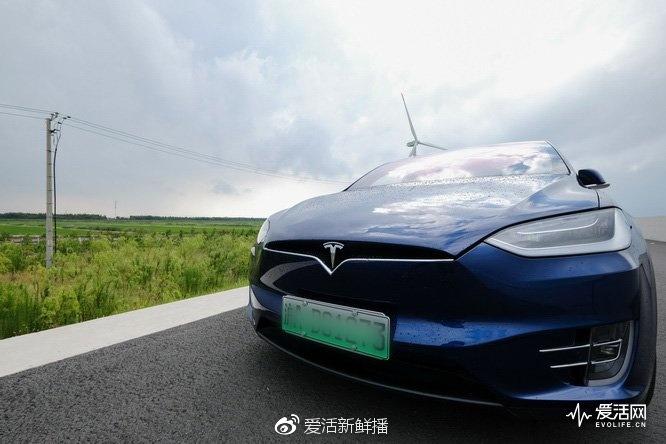 用一个下午的时间 我们体验到了特斯拉Model X P100D