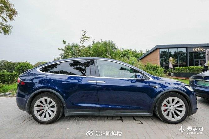 用一个下午的时间 我们体验到了特斯拉Model X P100D