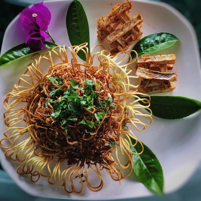 云南普洱体验特色“茶菜宴”  感受“舌尖上的美味”