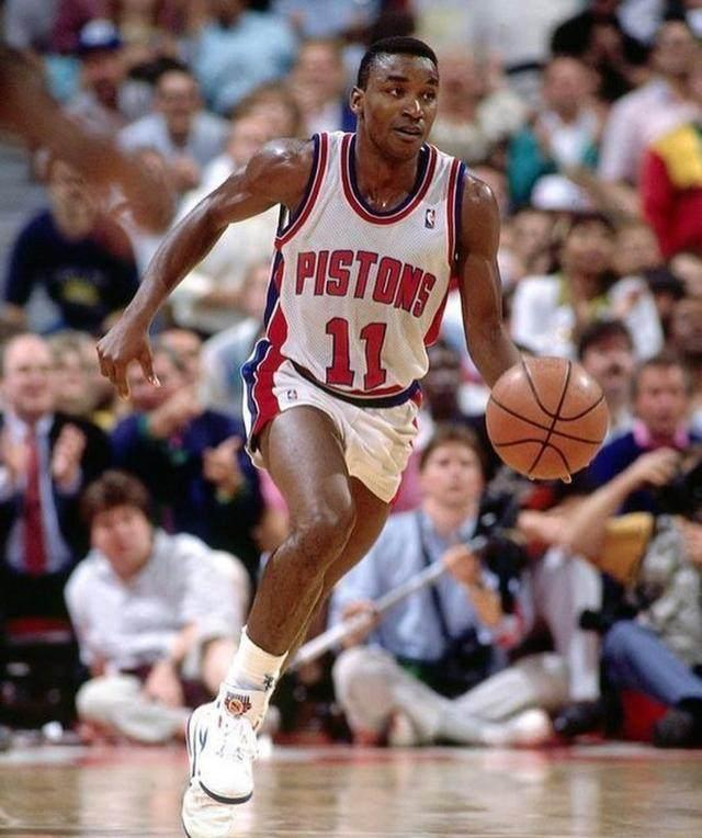 NBA战报凯尔特人双加时鏖战击败掘金约基奇空砍三双波尔津吉斯带伤轰41分