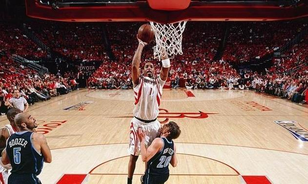 从季后赛舞台到常规赛交锋回顾约基奇与哈登近年来的经典对位瞬间