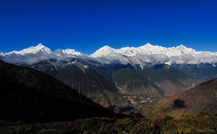 滇藏线川藏线经典穿越路线丽江到梅里雪山-林芝-拉萨