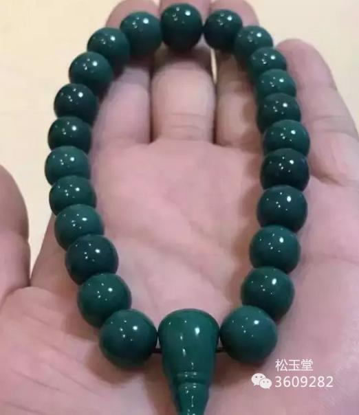 松玉堂独家揭秘：绿松石盘玩多久才能变色？