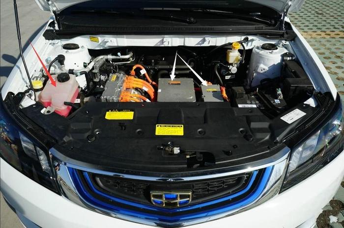 宋楠：解析吉利帝豪EV300“动力电池水冷散热”技术