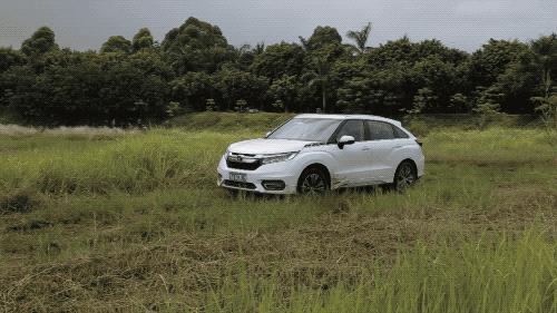 日系中用料最厚道的SUV，公路、越野性能出乎意料