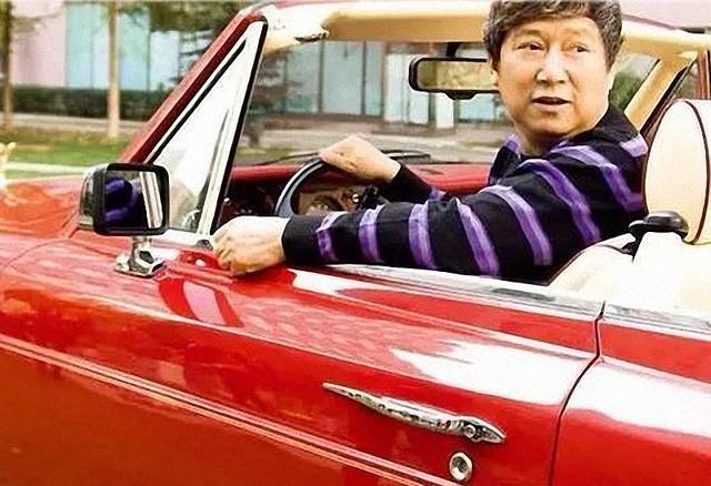 中国首位劳斯莱斯车主，继承妻子70亿遗产