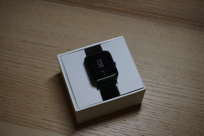 华美! 小米的子品牌AMAZFIT Smartwatch评测