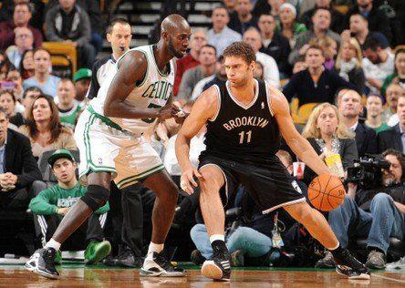 NBA敦厚扎实又短腿的球员，3人腿短照样打中锋