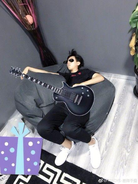 ʮգ˿ӦԮ죡Ȧںף