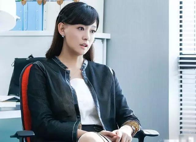 20岁出道，今搭档黄轩演女二，她能否复制周奇奇走红轨迹？