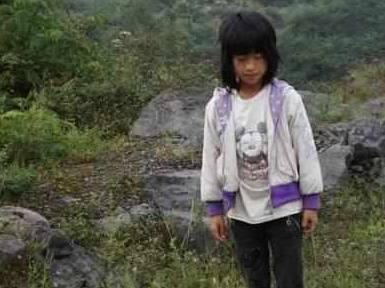 农村姑娘20岁还不来大姨妈,医生脱掉她裤子后傻眼了!