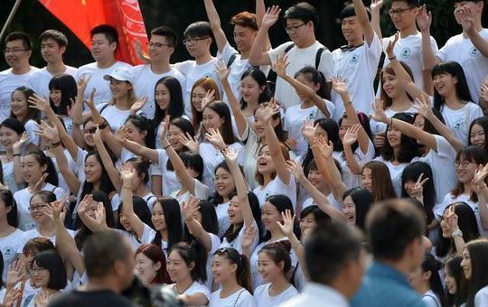 通知：海外留学生参加公务员考试，10月10日起报名