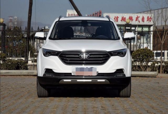 低调月销破万的新车，实力超宝骏510，小保养300就搞定