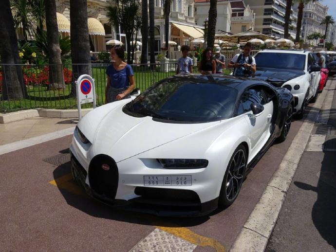 超级大白——布加迪Bugatti Chiron