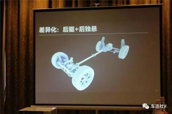 “装B神器”五菱宏光又来了，请注意：7座，7座的，7座的SUV！