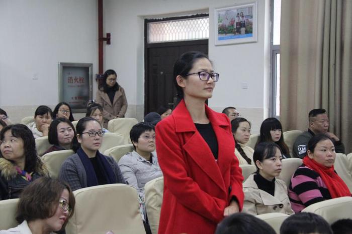 美国教育家亚历山大•里士满莅临人和路小学交流国际文化艺术